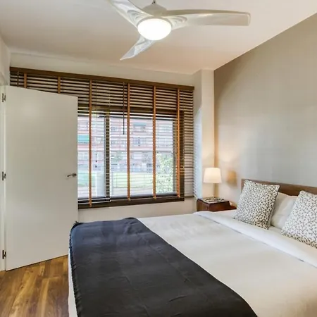 Nice And Cozy 4 Bedroom In Sants-montjuic Bcn Apartment Barcelona